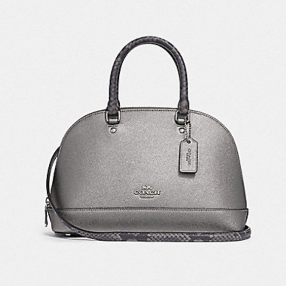 Coach Handbags - 🎈SALE🎈NWT Coach Mini Sierra